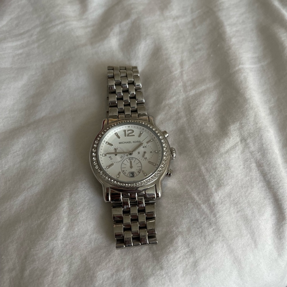 MK Silver Watch - Picture 5 of 7